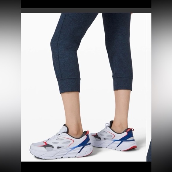 Lululemon Ready to Rulu Jogger Crop in Heathered True Navy/Black
size 10 - Picture 3 of 12